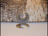 Cargar imagen en el visor de la galería, Brass Ohrringe Blumensichel silbern Messing - chic-net.de
