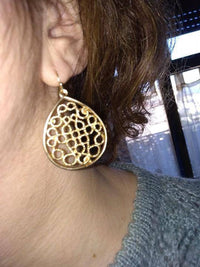 Load image into Gallery viewer, Brass Ohrringe golden antik Oval breit Zopf Kreise geflochten - chic-net.de
