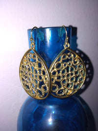 Load image into Gallery viewer, Brass Ohrringe golden antik Oval breit Zopf Kreise geflochten - chic-net.de
