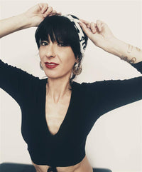 Load image into Gallery viewer, Brass Ohrringe Tribal Spiralen Kreise in Halbkreis antik golden Messing - chic-net.de
