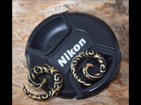 Load image into Gallery viewer, Brass Piercing Dehnschnecke Resin schwarz gold Spiralen - chic-net.de
