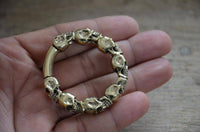 Load image into Gallery viewer, Clicker Piercing Ohrgewicht 4mm Skull Creole Messing 45g - chic-net.de
