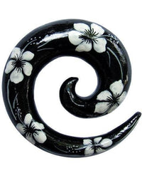 Load image into Gallery viewer, Expander Spirale Piercing Holz handbemalt weiß schwarz Blumen Hawai Unisex Plug Tunnel Ohrhänger Ohrstecker - chic-net.de
