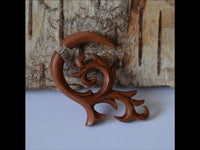 Load image into Gallery viewer, Fake Piercing Edelstahl Holz Flames Dehnschnecke - chic-net.de

