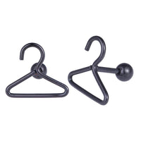 Cargar imagen en el visor de la galería, Fake Piercing Expander schwarz Kleiderbügel Schaubverschluss Edelstahl - chic-net.de
