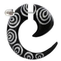 Load image into Gallery viewer, Fake Piercing, Horn Psycodelic Spirale, schwarz mit weißem Bone-Inlay, Expander, Ohrhänger, Ohrstecker, Ohrring - chic-net.de
