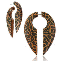 Cargar imagen en el visor de la galería, Fake Piercing Ohrring Holz Tropfen braun Alien Ei - chic-net.de
