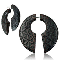 Cargar imagen en el visor de la galería, Fake Piercing Ohrring Narra Holz Kreis Blume des Lebens - chic-net.de
