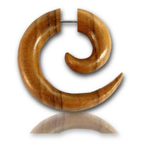 Load image into Gallery viewer, Fake Piercing Teak Holz mini Spirale 29 mm Plug Ohrstecker braun gemasert - chic-net.de
