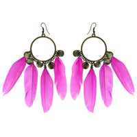 Cargar imagen en el visor de la galería, Federohrringe rund Plättchen pink Federn Brass nickelfrei Ohrringe Ohrhänger - chic-net.de
