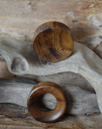 Cargar imagen en el visor de la galería, Flesh Plug Holz Parasitholz braun double flared - chic-net.de
