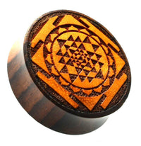 Cargar imagen en el visor de la galería, Flesh Plug Holz Sri Yantra hell dunkel double flared - chic-net.de
