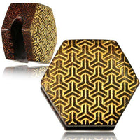 Load image into Gallery viewer, Flesh Plug Tamarinden Holz gold bemalt 3D Würfel Wabe - chic-net.de
