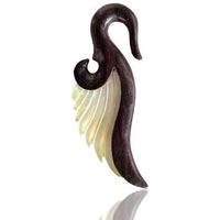 Load image into Gallery viewer, Flügel Sonoholz Perlmutt lang gelblich Tribal Piercing Holz Unisex Expander handgeschnitzt Organic - chic-net.de
