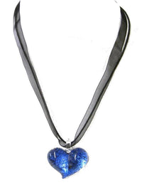 Load image into Gallery viewer, Glasanhänger Kette blau glitzernd herzförmig, 3,5 x 2,5cm Ø Baumwollfäden gewachst verstellbar - chic-net.de
