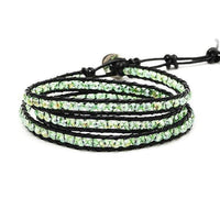 Load image into Gallery viewer, Glitzer Lederarmbänder dreilagig Glaskristall Perlen facettiert bunt Armband Leder verstellbar - chic-net.de
