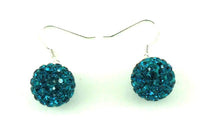 Load image into Gallery viewer, Glitzerkugel Kristall türkis 8 mm Ohrringe 925er Silber Glitzer Schmuck Kugel - chic-net.de
