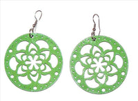 Load image into Gallery viewer, Grüne, Damen-Ohrringe aus Holz, Edelstahlbügel, ca. 50mm Ø - chic-net.de
