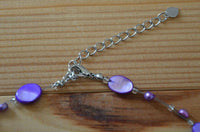 Load image into Gallery viewer, Halskette Glas Perlen Perlmutt Scheiben oval lila 42-48cm - chic-net.de
