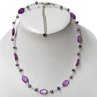Load image into Gallery viewer, Halskette Glitzer Perlen Perlmutt Scheiben oval lila - chic-net.de
