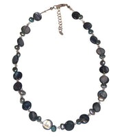 Load image into Gallery viewer, Halskette grau blau Perlmutt Muschel Perlen Scheiben - chic-net.de
