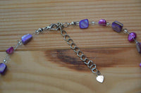Load image into Gallery viewer, Halskette lila violett Perlen Perlmutt Muschel Splitter - chic-net.de
