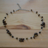 Load image into Gallery viewer, Halskette Perlen Stein Splitter Bündel Tigerauge braun - chic-net.de
