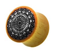 Load image into Gallery viewer, Holz Plug hell schwarz weiße Mandala Blume Resin Inlay Tribal Piercing - chic-net.de
