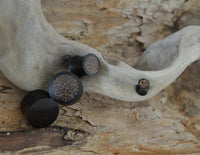 Load image into Gallery viewer, Holz Plug Kokosholz Inlay handgeschnitzt Sonoholz - chic-net.de
