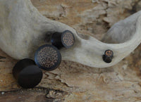 Load image into Gallery viewer, Holz Plug Kokosholz Inlay handgeschnitzt Sonoholz - chic-net.de
