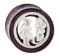 Load image into Gallery viewer, Holz Plug Tamarindenholz Tunnel Blumen Bone Inlay weiß Tribal Expander Ohrplug - chic-net.de
