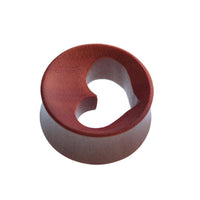 Load image into Gallery viewer, Holz Tunnel rotbraun Herz ausgestanzt konkav double flared - chic-net.de
