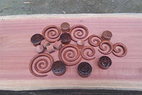 Load image into Gallery viewer, Holz Tunnel rotbraun Herz ausgestanzt konkav double flared - chic-net.de
