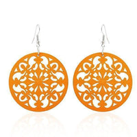 Load image into Gallery viewer, Holzohrringe bunt 50 mm rund Blumen Stanzmuster Ohrringe Holz Ohrhänger Organic - chic-net.de
