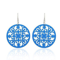 Load image into Gallery viewer, Holzohrringe bunt 50 mm rund Blumen Stanzmuster Ohrringe Holz Ohrhänger Organic - chic-net.de
