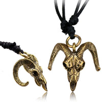 Load image into Gallery viewer, Kette Brass Baumwolle schwarz Anhänger Skull Schädel antik golden - chic-net.de

