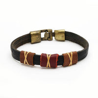 Cargar imagen en el visor de la galería, Lederarmbänder eckig Bänder umwickelt Brass Armband Leder Haken Verschluss unisex nickelfrei - chic-net.de
