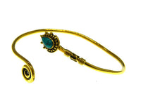 Load image into Gallery viewer, Messing Armreif gold türkis Stein Tropfen Spirale offen - chic-net.de
