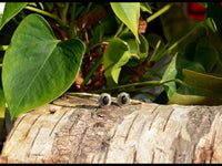 Cargar imagen en el visor de la galería, Messing Brass Armreif golden oval Seilmuster Onyx nickelfrei verstellbar antik Tribal Schmuck.
