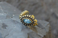 Load image into Gallery viewer, Messing Kristall Glitzer Ohrstecker gold Auge 12mm - chic-net.de
