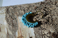 Cargar imagen en el visor de la galería, Messing Ohrringe Türkis Stein gold Bogen Herzbögen - chic-net.de
