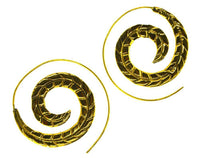 Load image into Gallery viewer, Messing Spirale Ohrringe Piercing Blattadern antik gold - chic-net.de
