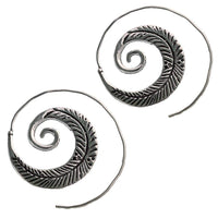 Load image into Gallery viewer, Messingohrringe versilbert Spiralen Blatt Design geriffelt 925 sterling Silber - chic-net.de
