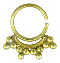 Cargar imagen en el visor de la galería, Nasenringe Dreiecke Bogen Messing Septum Piercing Tribal antik goldfarben nickelfrei Nase exotisch Brass - chic-net.de
