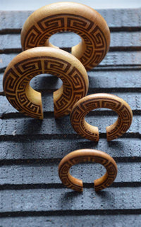 Cargar imagen en el visor de la galería, Ohr Donut Piercing griechisch Jackfrucht Holz - chic-net.de
