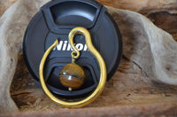Load image into Gallery viewer, Ohr Piercing Brass gold Stein Kugel Tigerauge Bogen - chic-net.de
