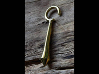 Cargar imagen en el visor de la galería, Ohrgewicht Brass 4mm Piercing Ring mit langer Spitze - chic-net.de
