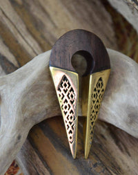 Cargar imagen en el visor de la galería, Ohrgewicht Brass Holz 12mm Pfeil Karo Stanz Muster - chic-net.de
