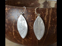 Load image into Gallery viewer, Ohrringe 925 Sterling Silber Oliven Blatt 41mm - chic-net.de
