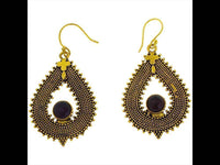 Load image into Gallery viewer, Ohrringe Amethyst lila Zopf Tropfen Punkte Kreuz Messing antik golden Ohrhänger nickelfrei Tribal - chic-net.de
